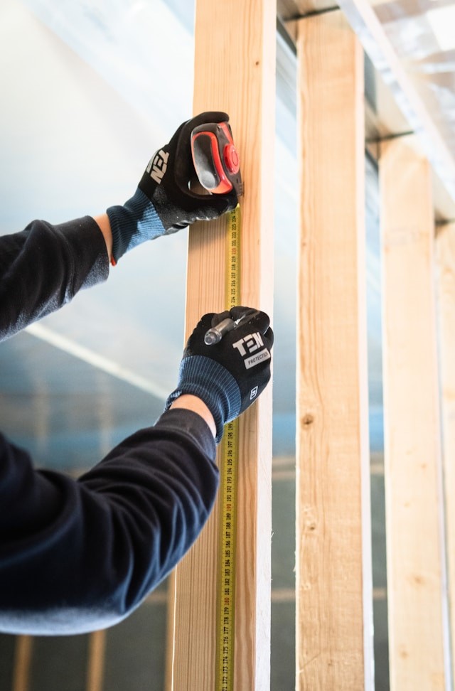 What does our non-standard construction insurance cover?