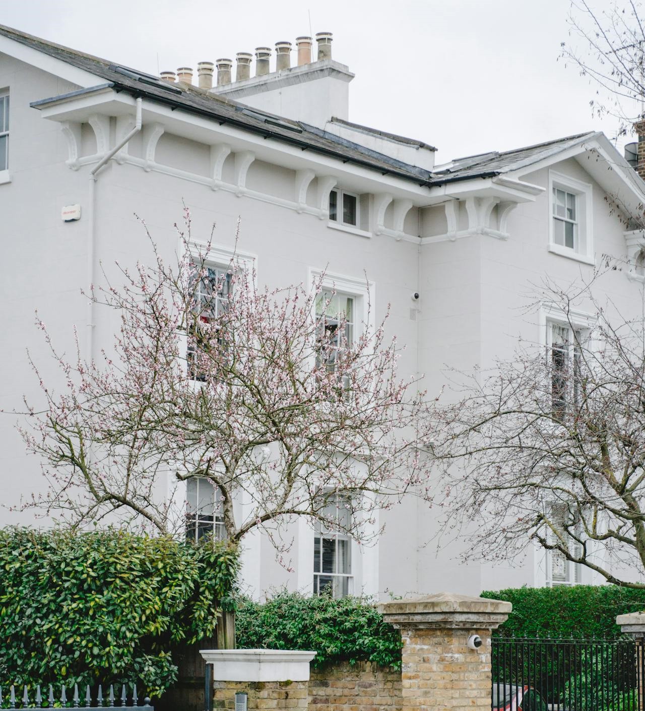 Why do Grade I listed buildings need specialist insurance?